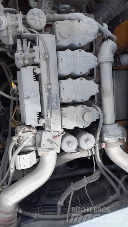 Liebherr R 934 Roomikekskavaatorid