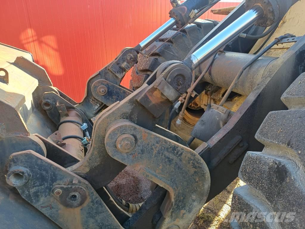 Volvo BM 4600 Rataslaadurid