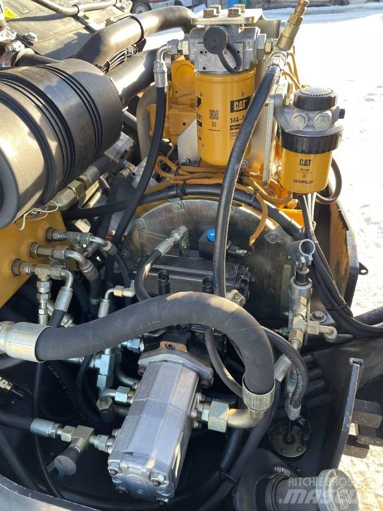 CAT CB 335 E Tandemrullid