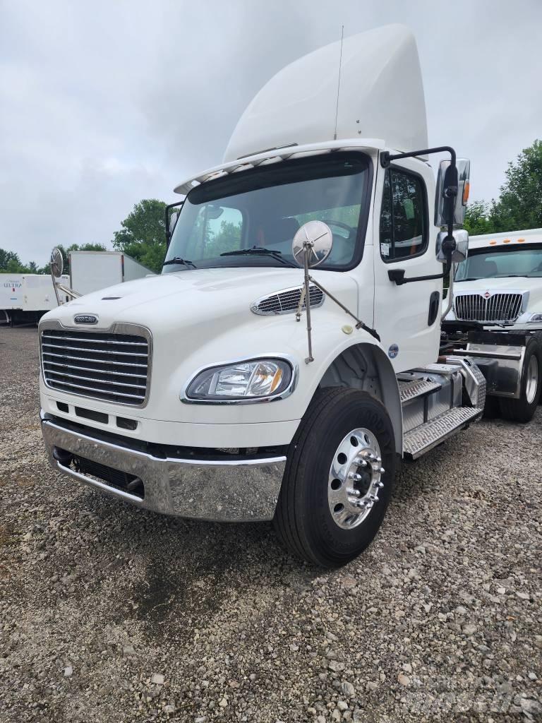 Freightliner M2 Sadulveokid