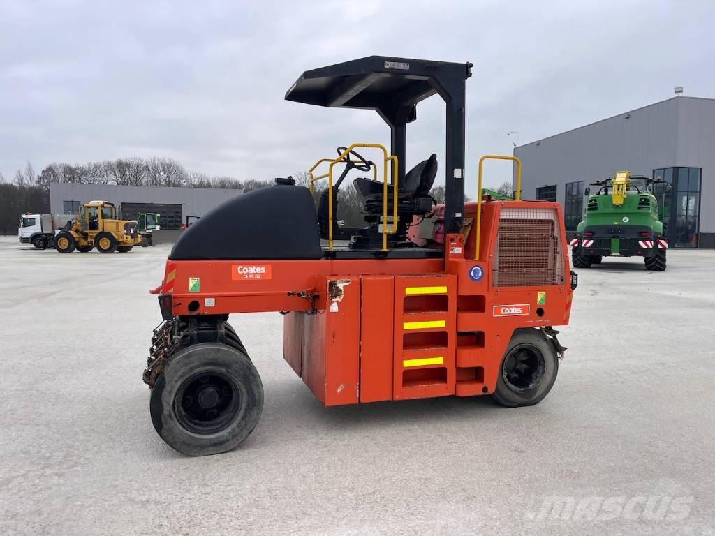 Dynapac CP 142 Pneumorehvidega rullid