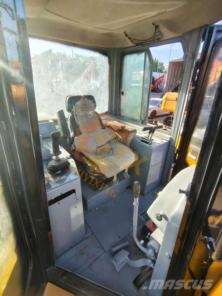 CAT D6G Buldooserid