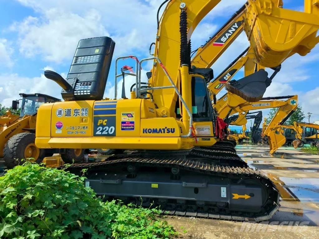 Komatsu PC 220-8 Roomikekskavaatorid