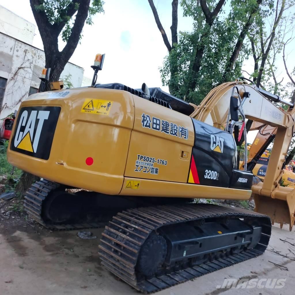 CAT 320 D Roomikekskavaatorid