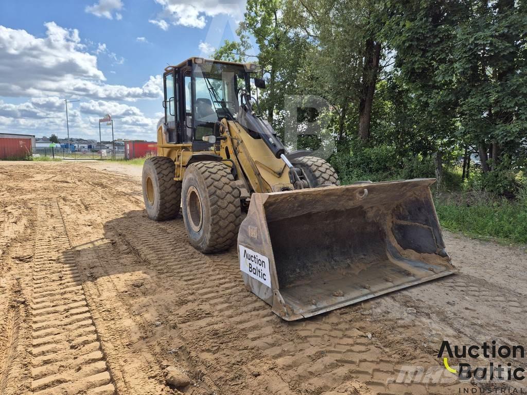 CAT 930 H Rataslaadurid