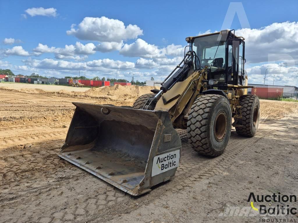 CAT 930 H Rataslaadurid