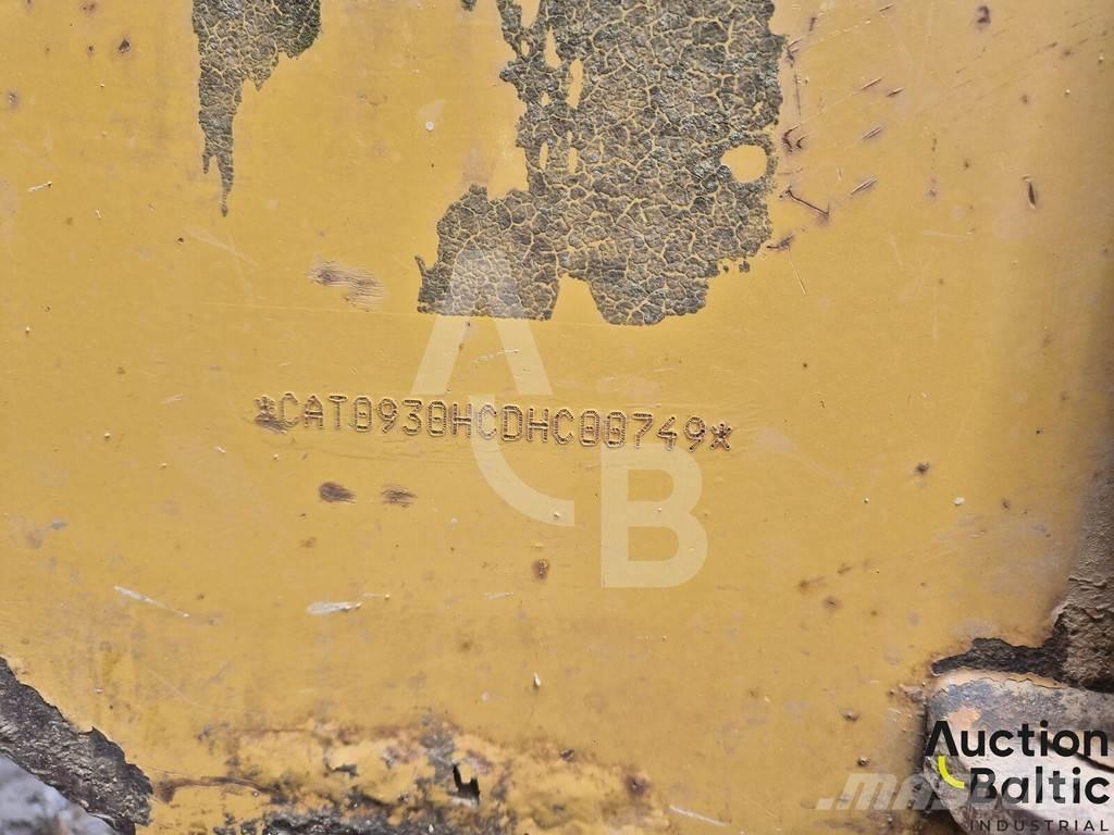 CAT 930 H Rataslaadurid