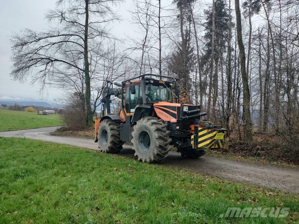  Dopstadt Trac 150 Metsatööks kohandatud traktorid