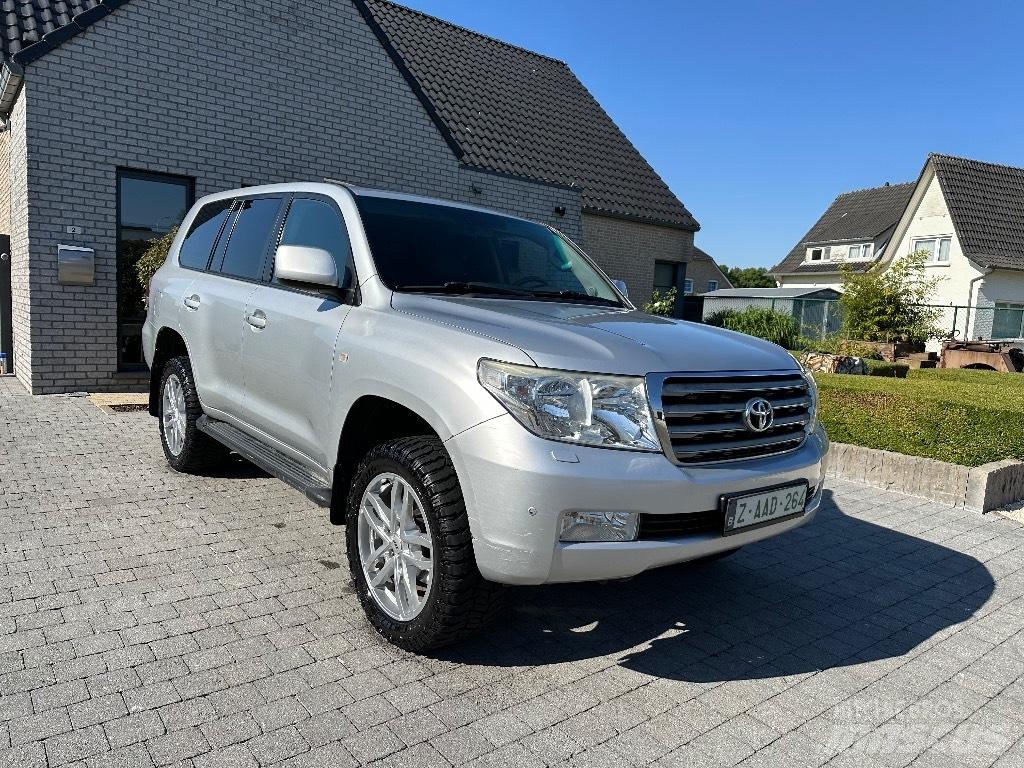Toyota Landcruiser Maastikusõidukid