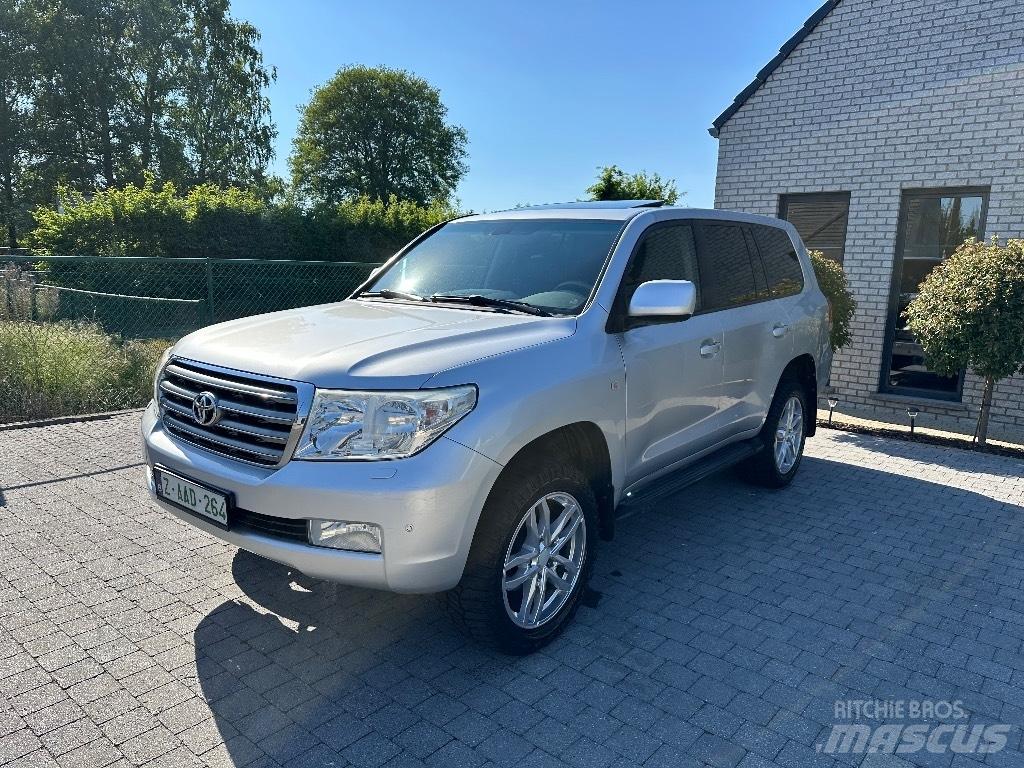 Toyota Landcruiser Maastikusõidukid