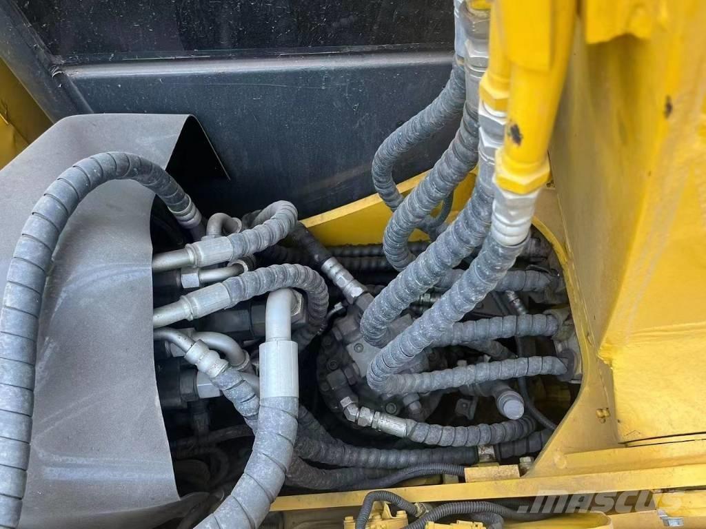 Komatsu PC70-8 Väikeekskavaatorid 7t-12t