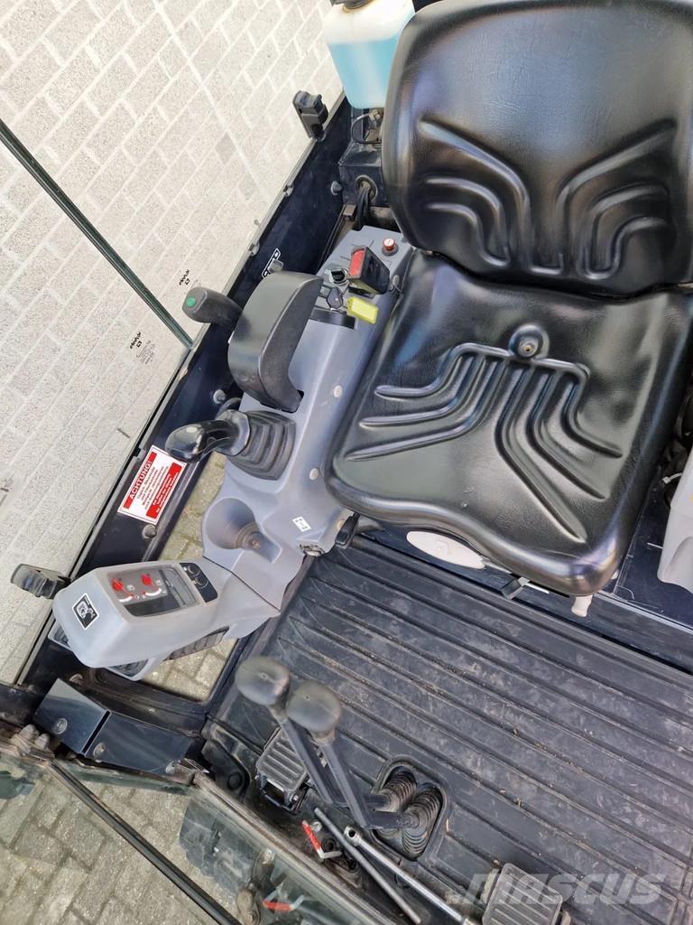Kubota KX016-4 Miniekskavaatorid < 7 t