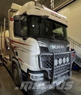 Scania R580B6X4NB Metsaveokid