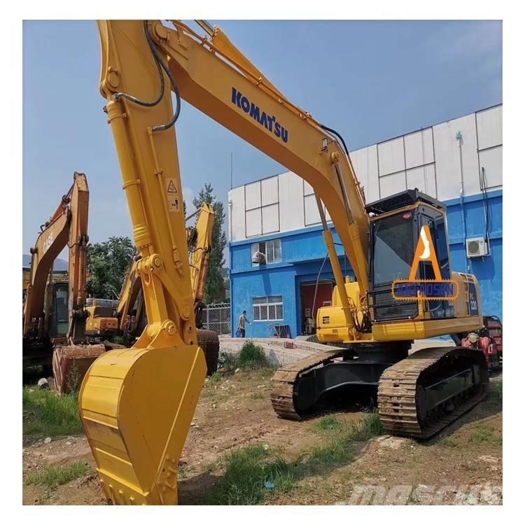 Komatsu PC 220-8 Roomikekskavaatorid