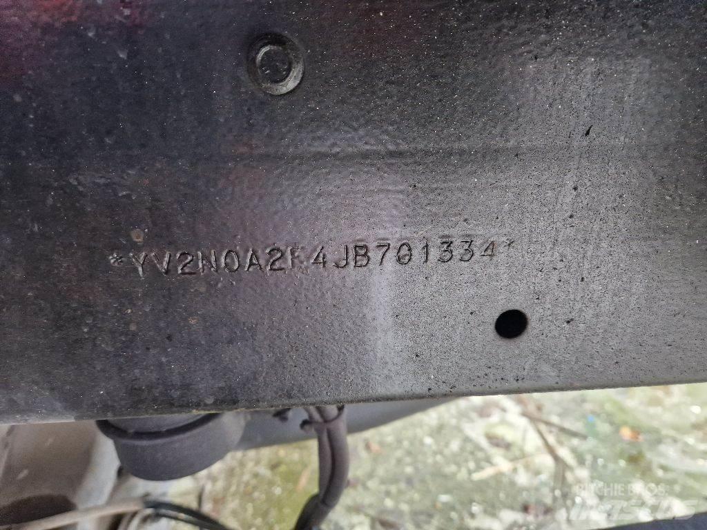 Volvo N10 6x6 Raamautod