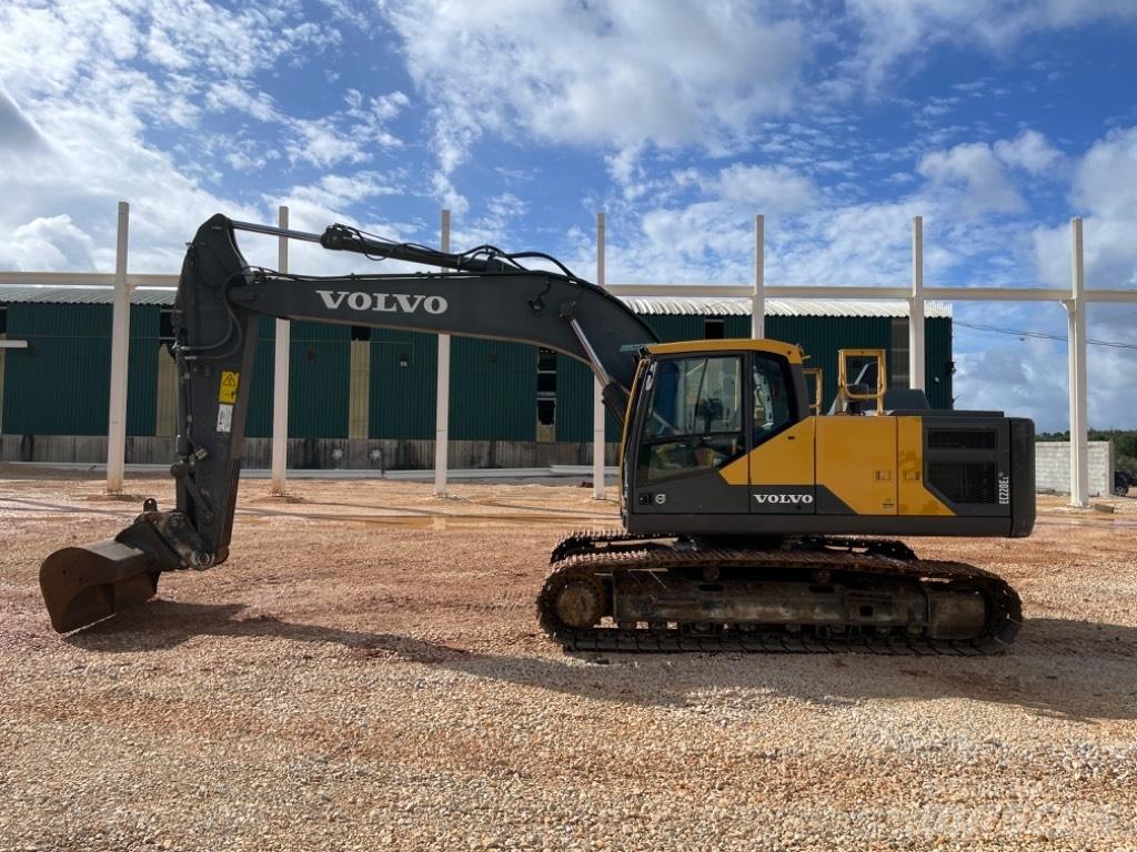 Volvo EC 220 E Roomikekskavaatorid
