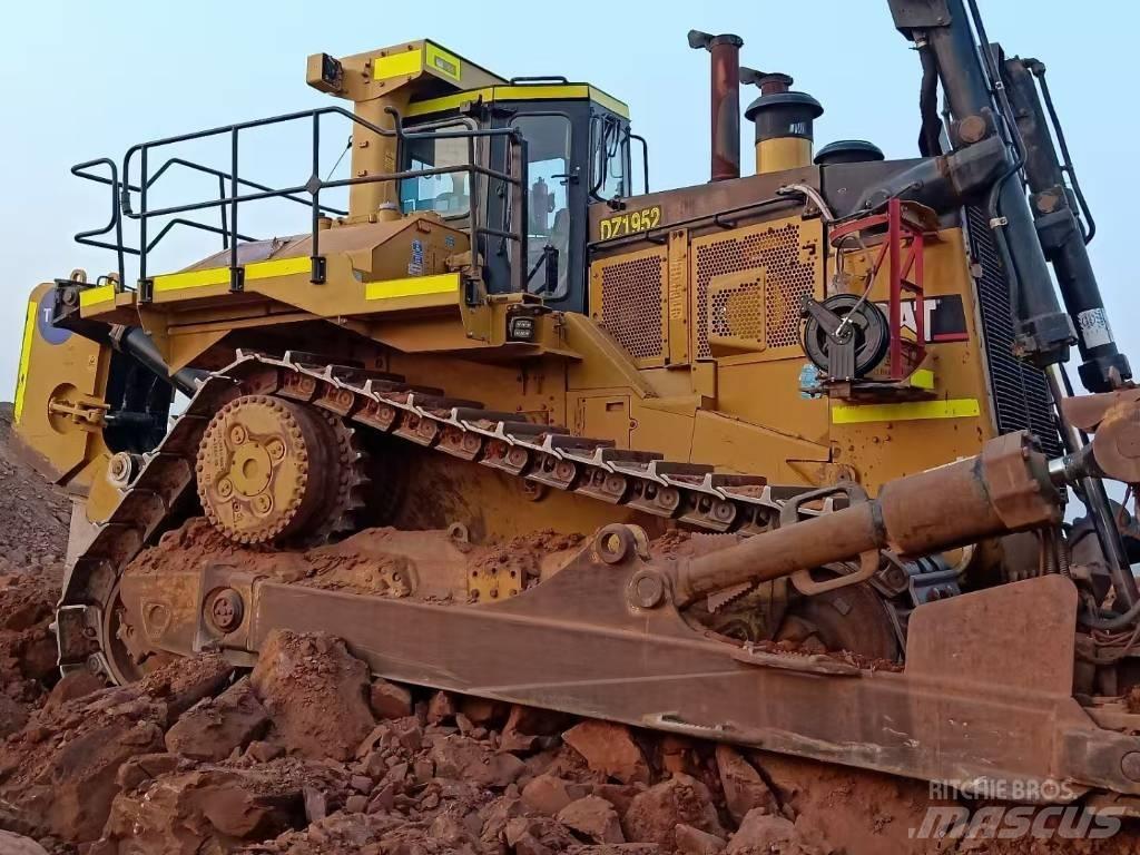 CAT D 11 R Buldooserid