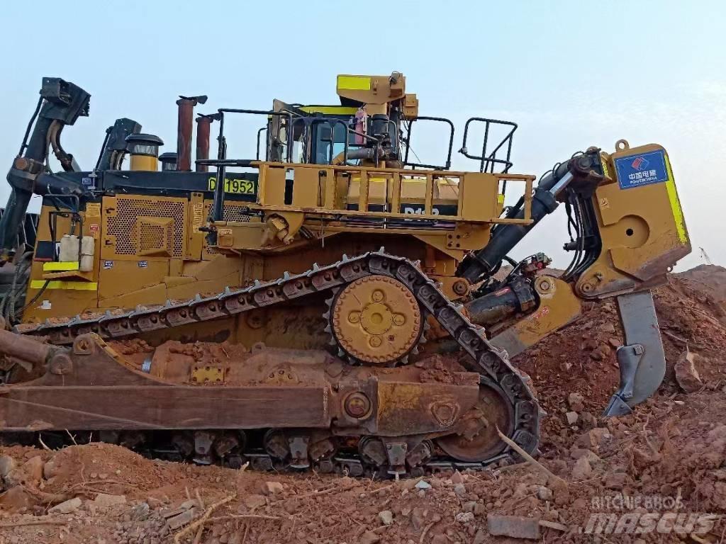 CAT D 11 R Buldooserid