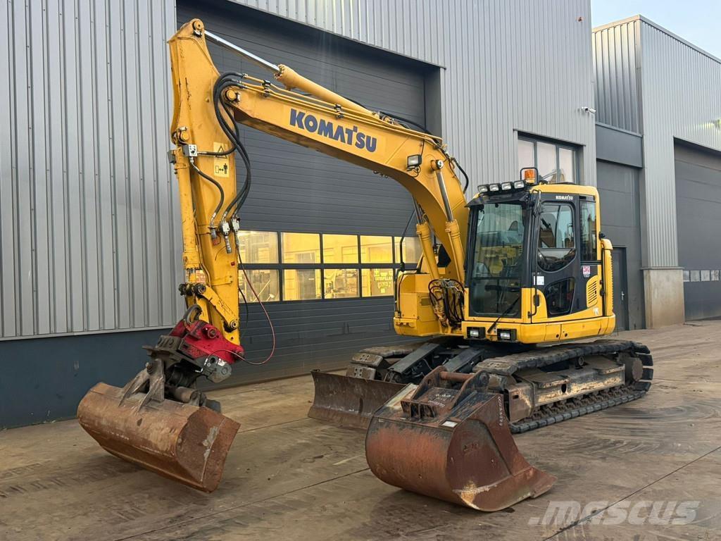 Komatsu PC138-11 Roomikekskavaatorid