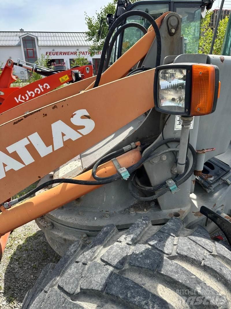 Atlas 75S Rataslaadurid