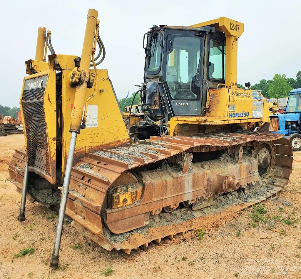 Komatsu D 85 PX-15 Buldooserid