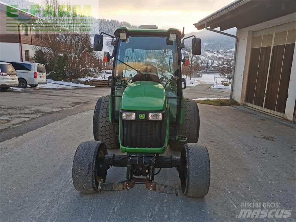 John Deere 4720 Traktorid