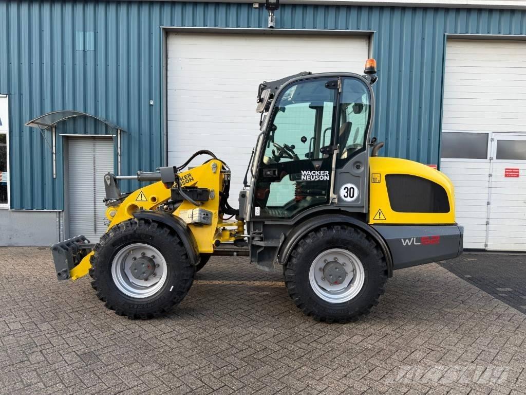Wacker WL52 Rataslaadurid
