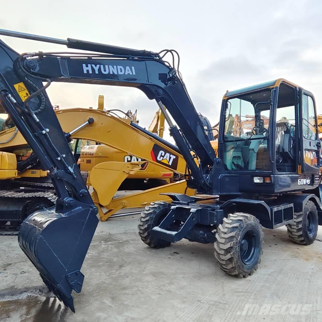 Hyundai R60W Ratasekskavaatorid