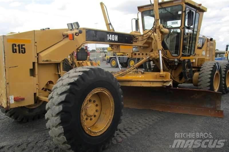 CAT 140H Greiderid