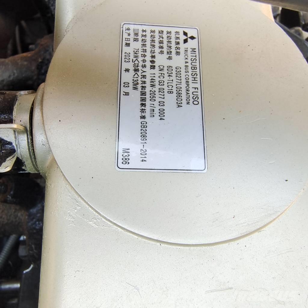 Doosan DX 225 LC Roomikekskavaatorid