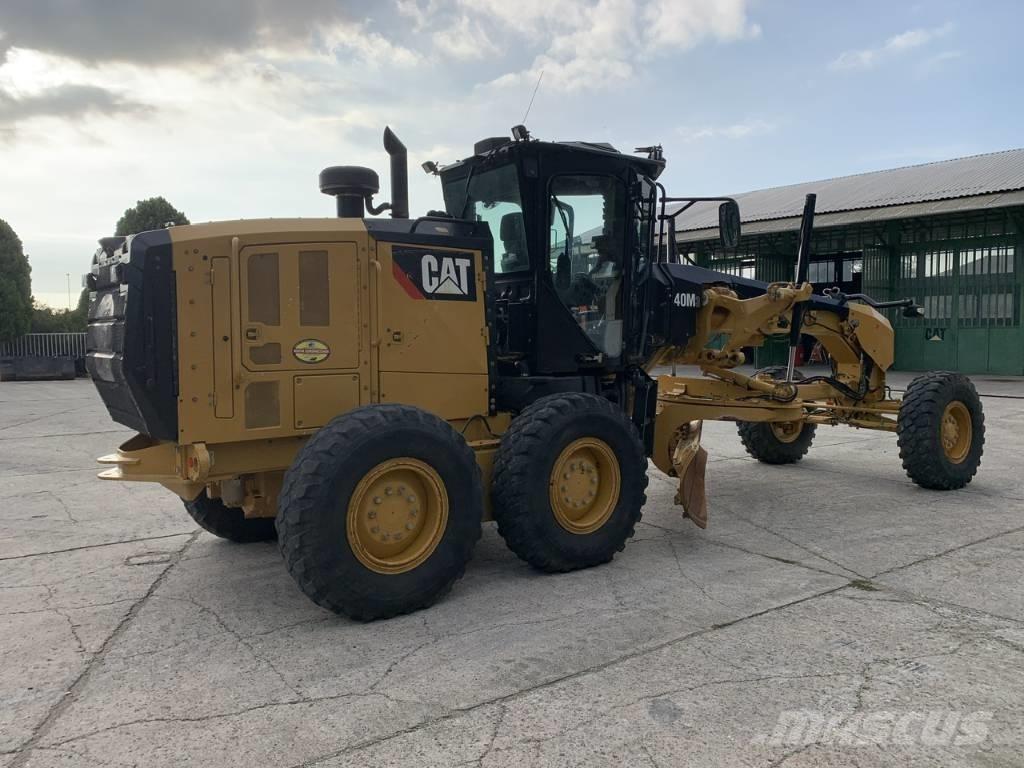 CAT 140 M 3 Greiderid