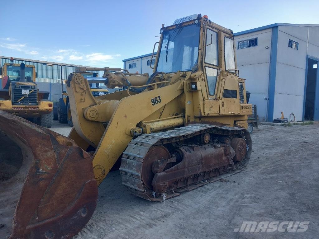 CAT 963 Roomiklaadurid