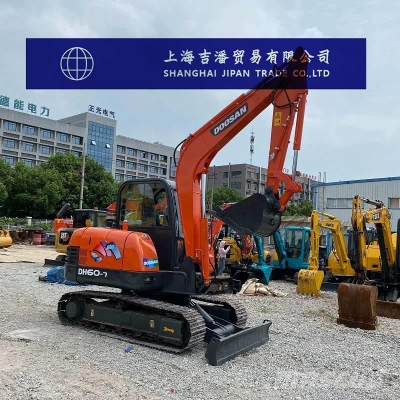Doosan DH 60 Roomikekskavaatorid