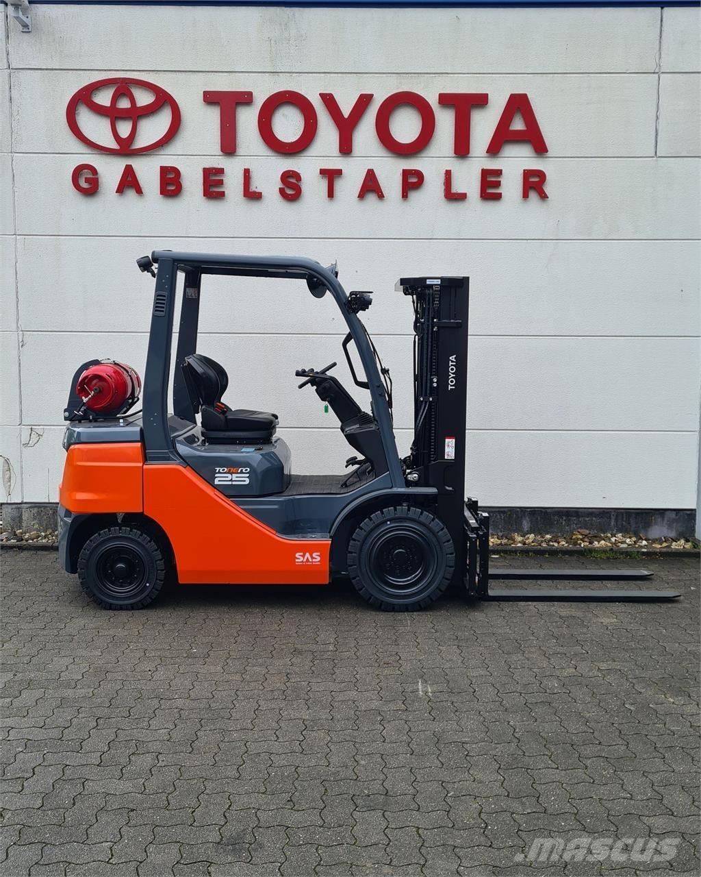 Toyota 02-8FGF25 Gaasitõstukid