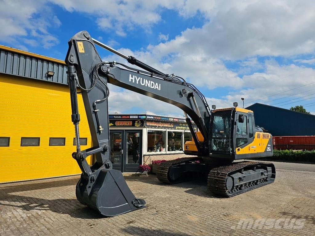 Hyundai R215L Roomikekskavaatorid