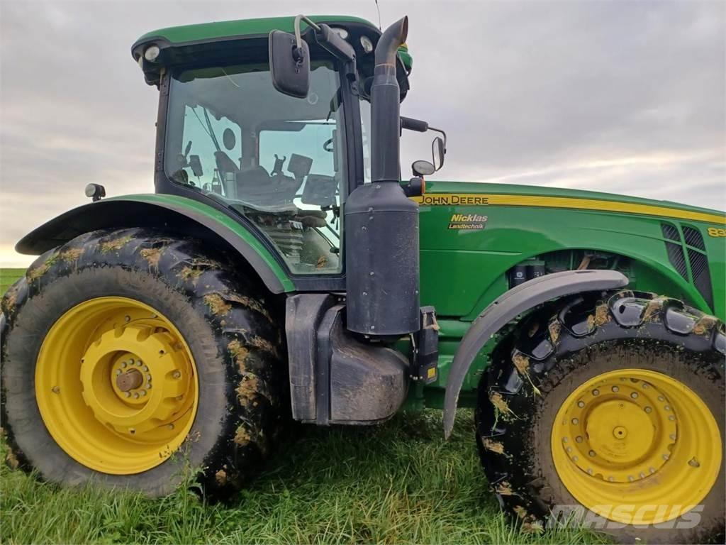 John Deere 8335R Traktorid