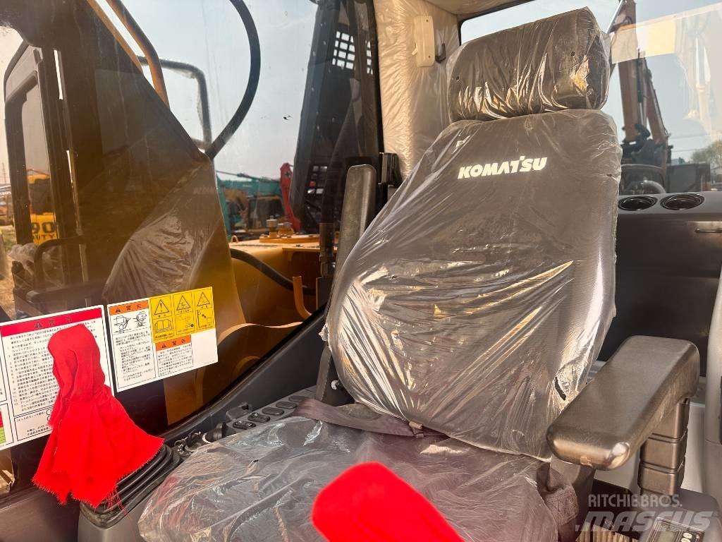 Komatsu PC 240 Roomikekskavaatorid