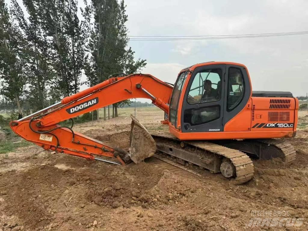 Doosan DX150 Roomikekskavaatorid