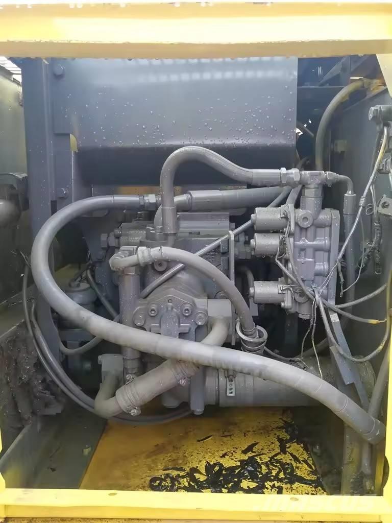 Komatsu PC 120 Roomikekskavaatorid