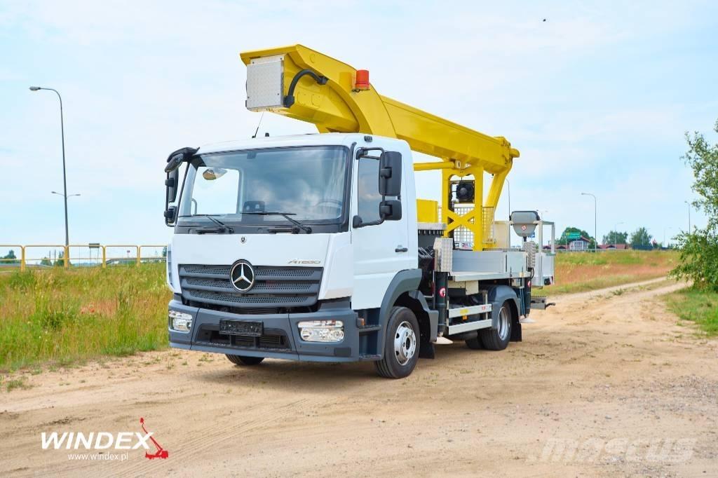 Palfinger P 300 KS Auto korvtõstukid