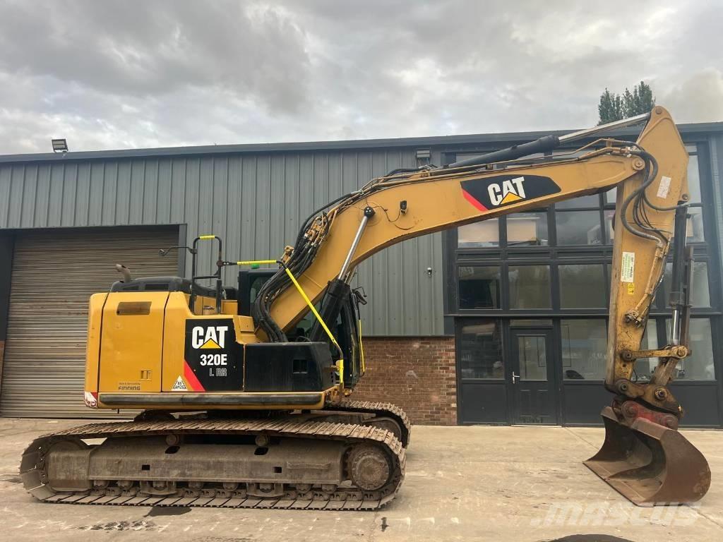 Komatsu PC 210-11 Roomikekskavaatorid