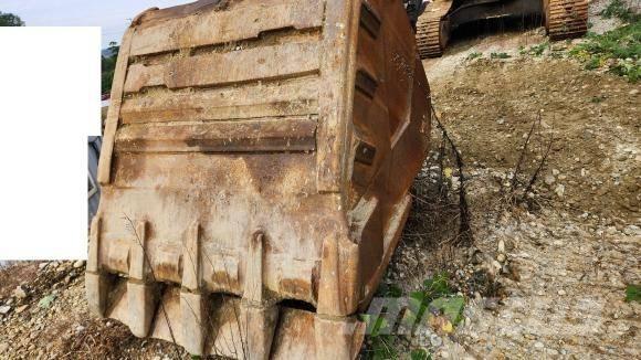 Volvo EC 300 E Roomikekskavaatorid