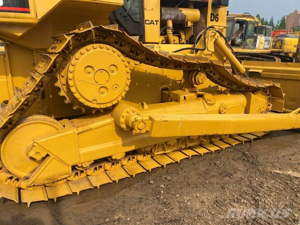 CAT D6R Buldooserid