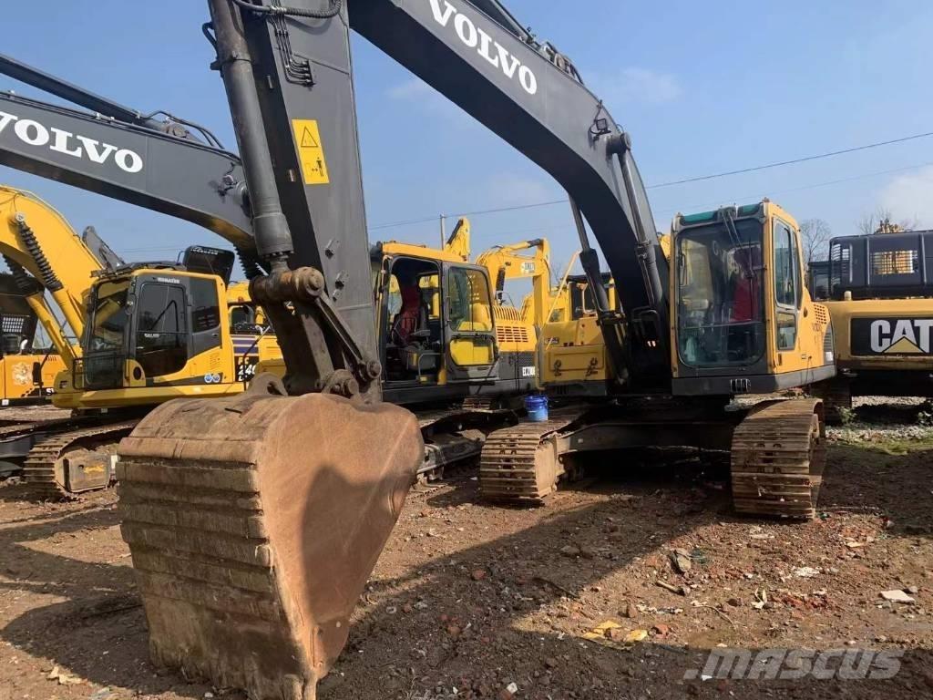 Volvo EC 210 Roomikekskavaatorid