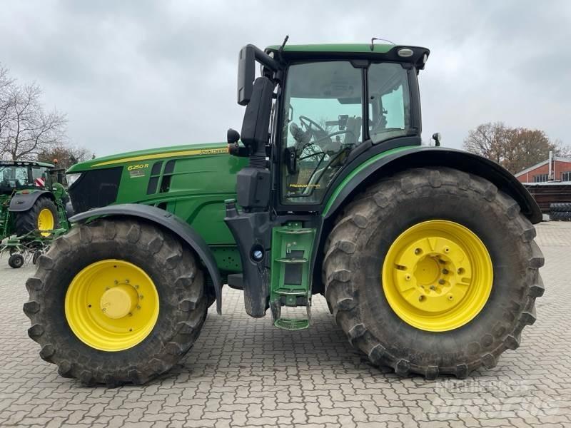 John Deere 6250R Traktorid