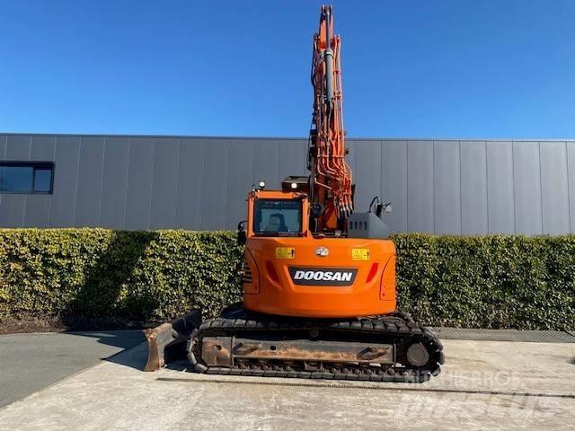 Doosan DX140LCR-5 Roomikekskavaatorid