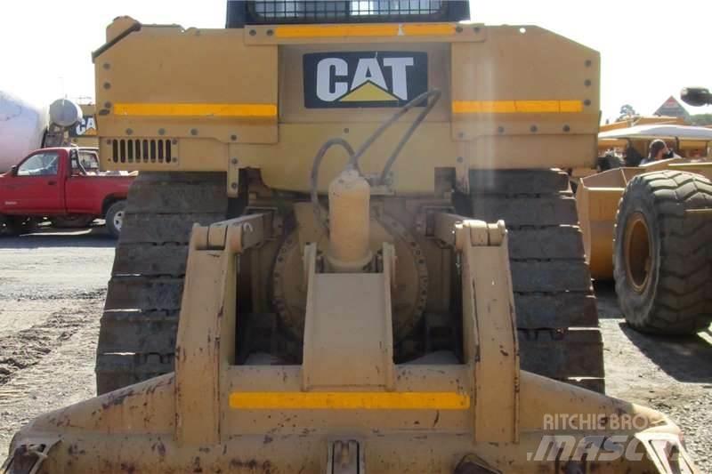 CAT D6R2 Buldooserid