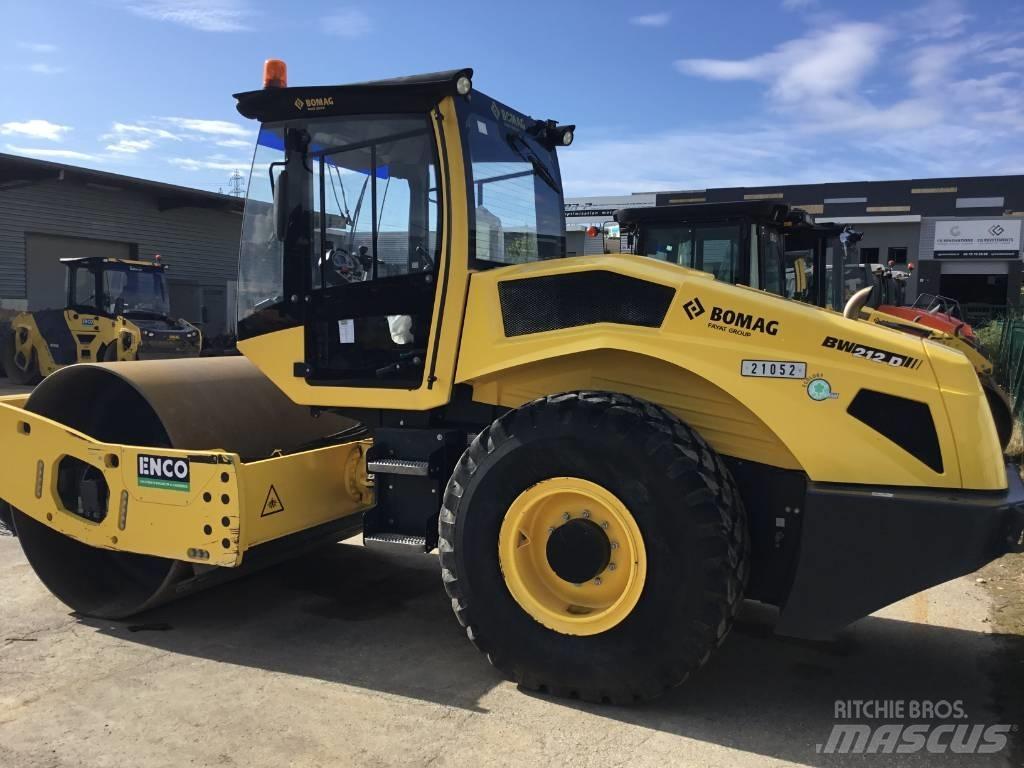 Bomag BW212D5 Pinnasetihendajad