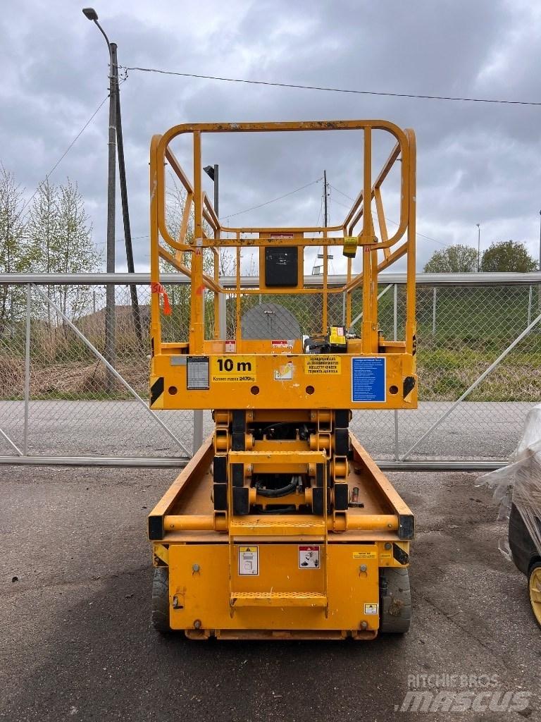 Haulotte Compact 12 Käärtõstukid