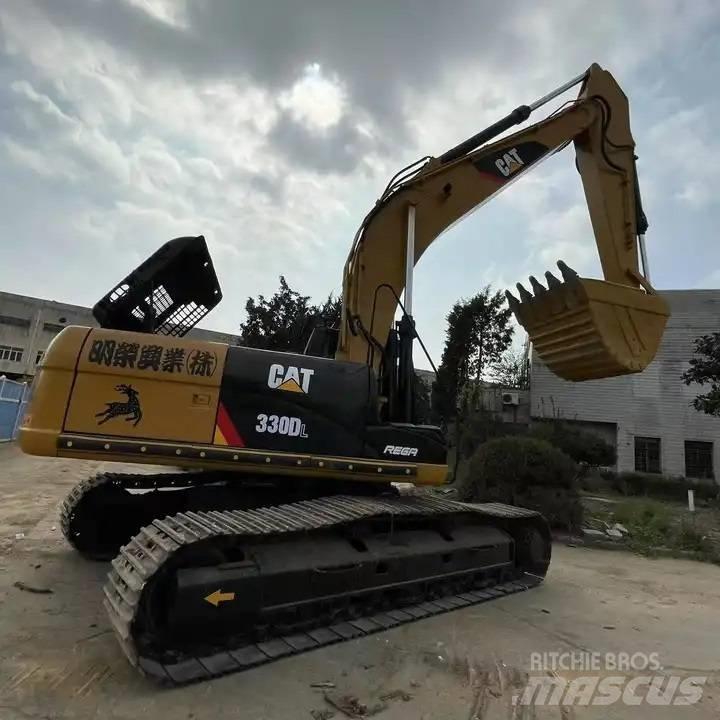 CAT 330D2 Roomikekskavaatorid